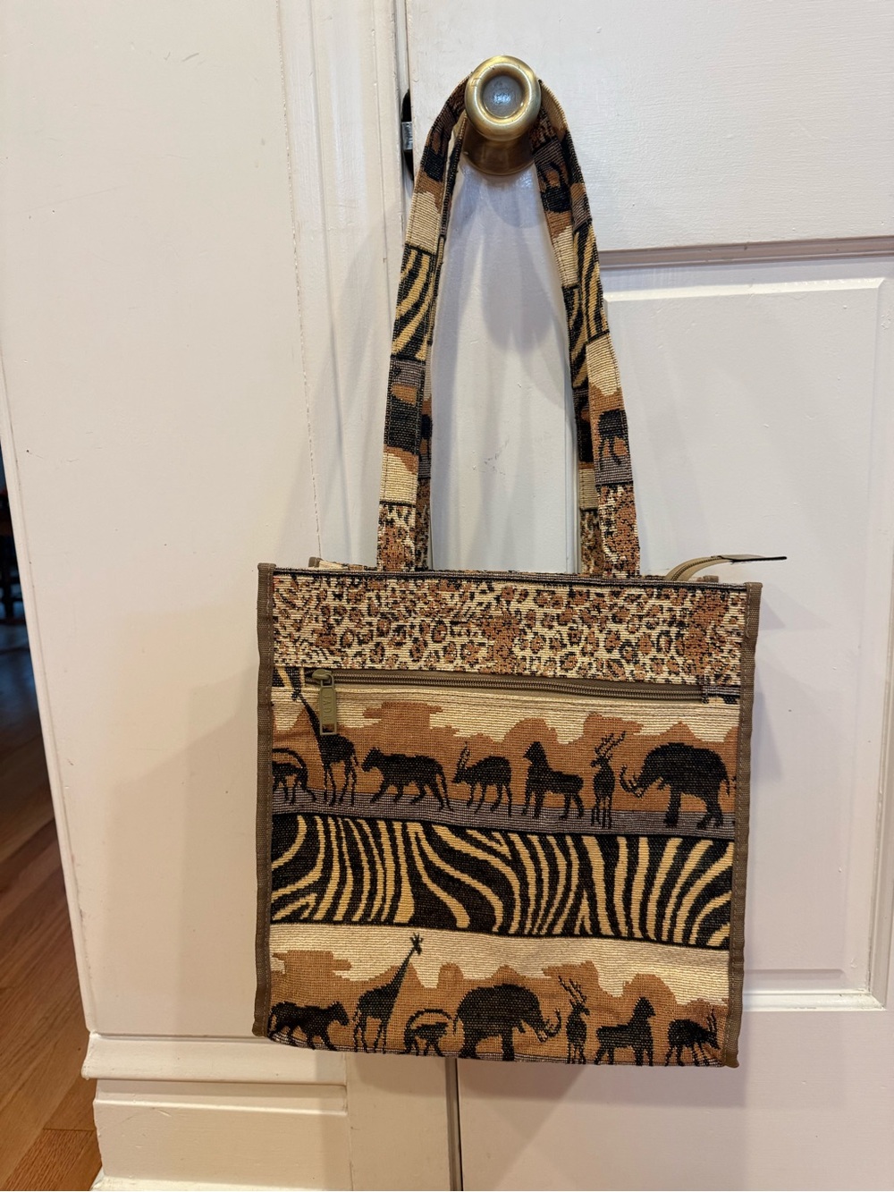 NWOT Jade Tapestry Tote Bag Animal Print Zipper Travel Shoulder Bag Purse
